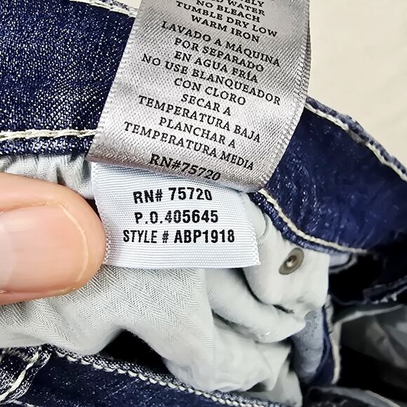 BKE Buckle Mason Tapered Leg Jeans Mens 42x31 Blue Stretch Denim Whiskers 42R - Picture 7 of 15